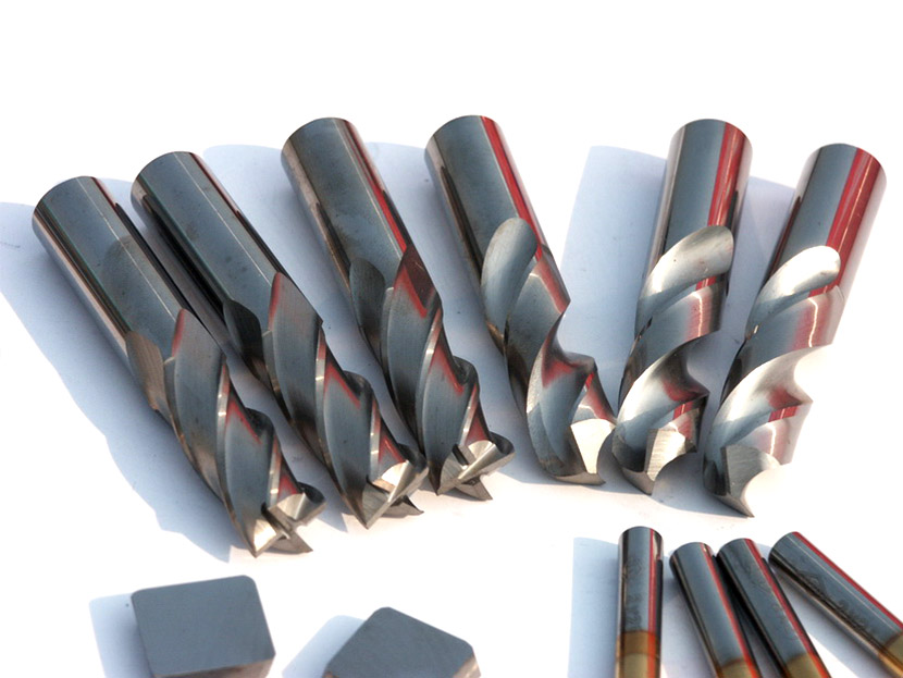 Milling cutter and drill bit